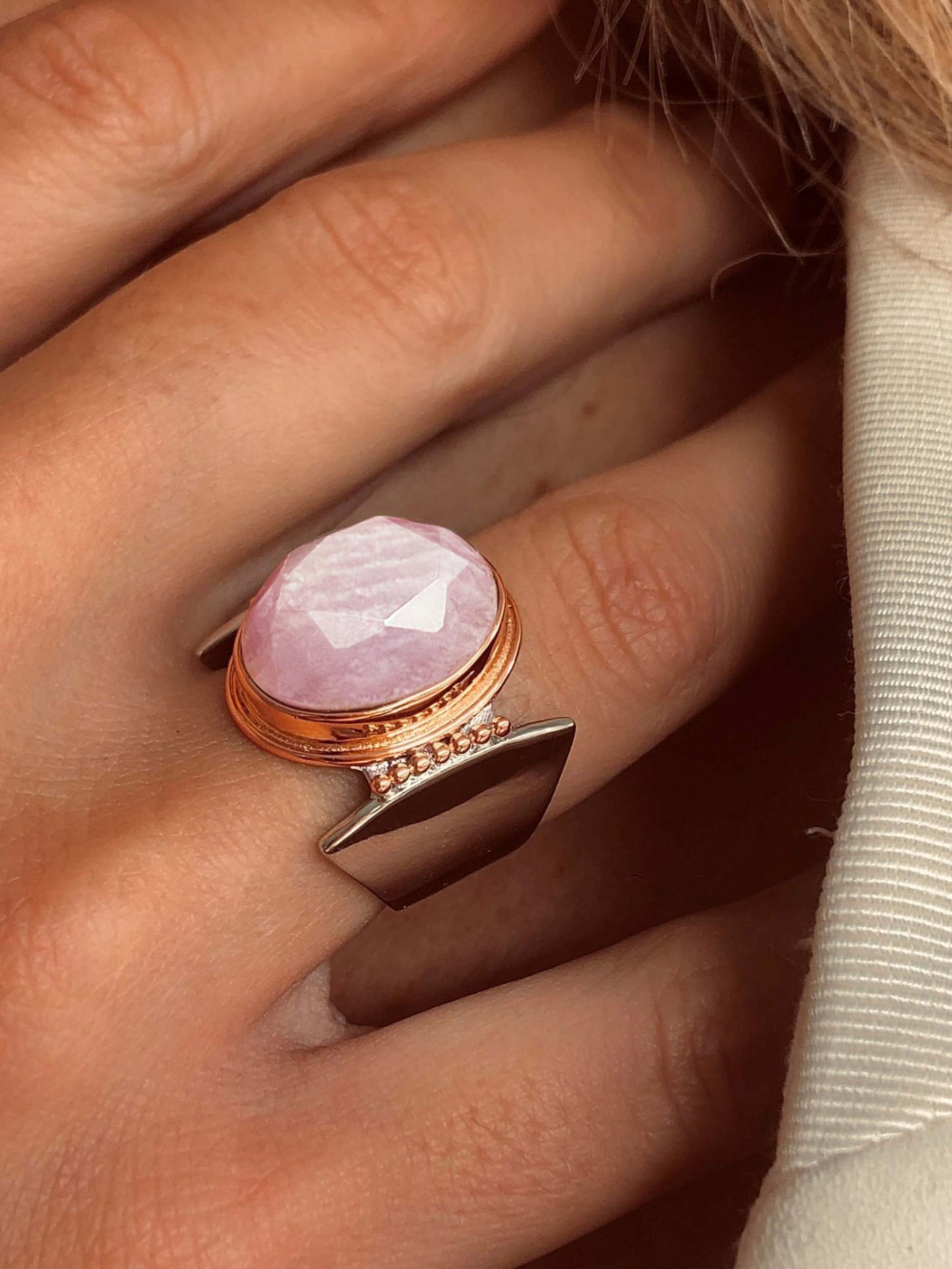 Bague en Argent 925 partiellement doré Or jaune 18k assemblée de Quartz rose faceté - Maison Di Giorgio