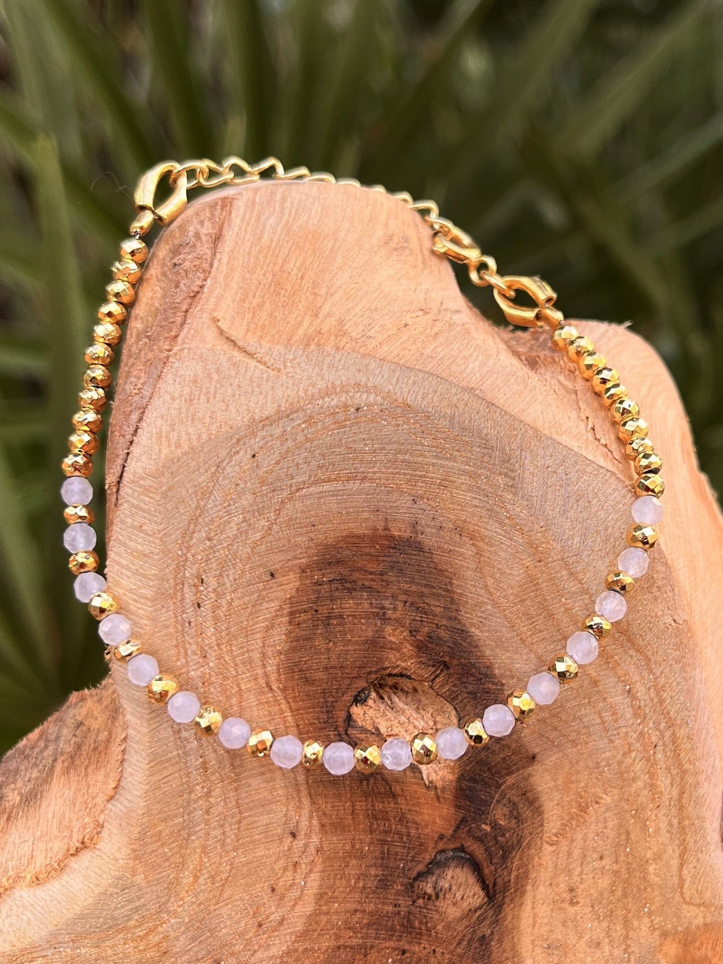Bracelet perles doré Or jaune 18k assemblé de Quartz rose et Pyrite - Maison Di Giorgio