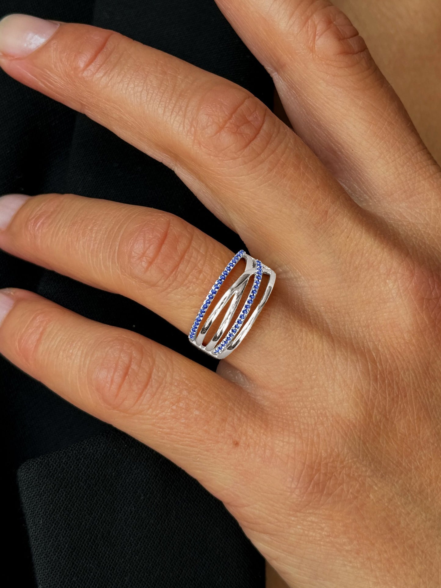 Bague en Or blanc 9k assemblée de Saphir bleu - Maison Di Giorgio