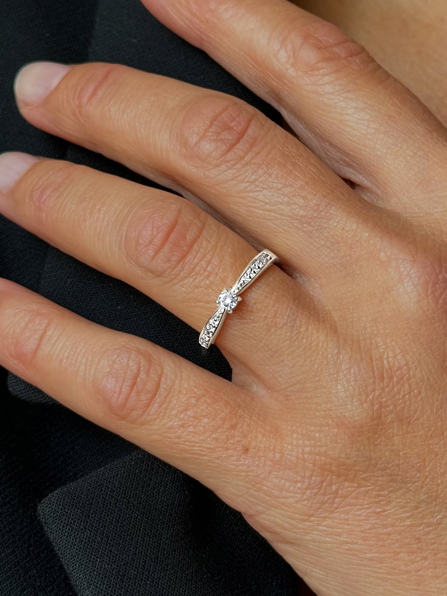 Bague en Or blanc 9k assemblée de Diamant HSI et Diamant HSI - Maison Di Giorgio