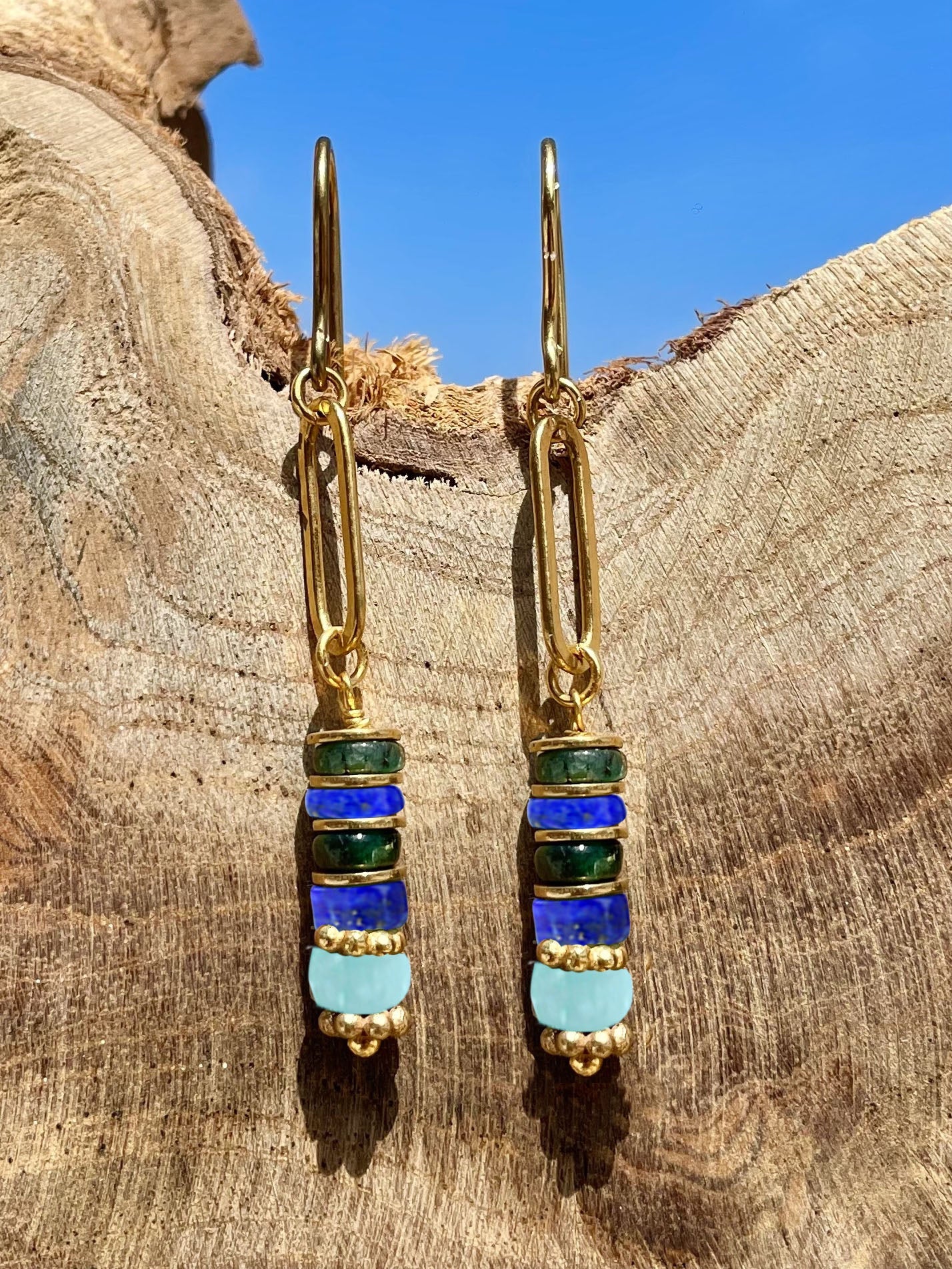 Boucles d'oreilles dorées Or jaune 18k assemblées d'Onyx vert, Amazonite et Lapis - lazuli - Maison Di Giorgio