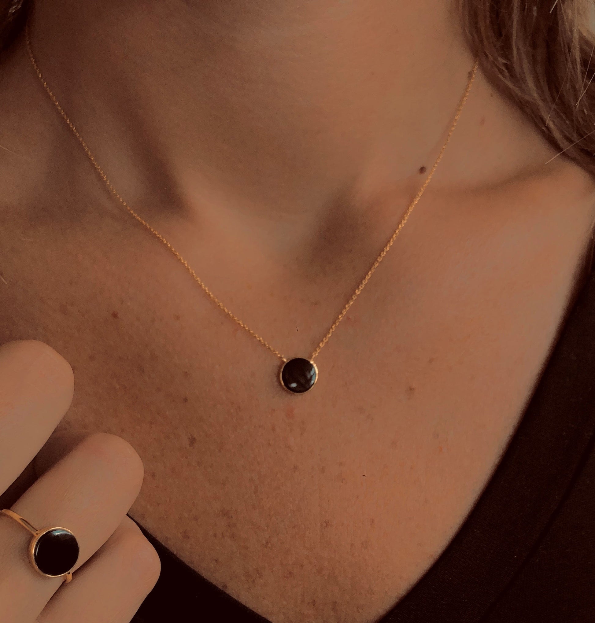 Collier en Or jaune 9k assemblé d'Onyx noir - Maison Di Giorgio