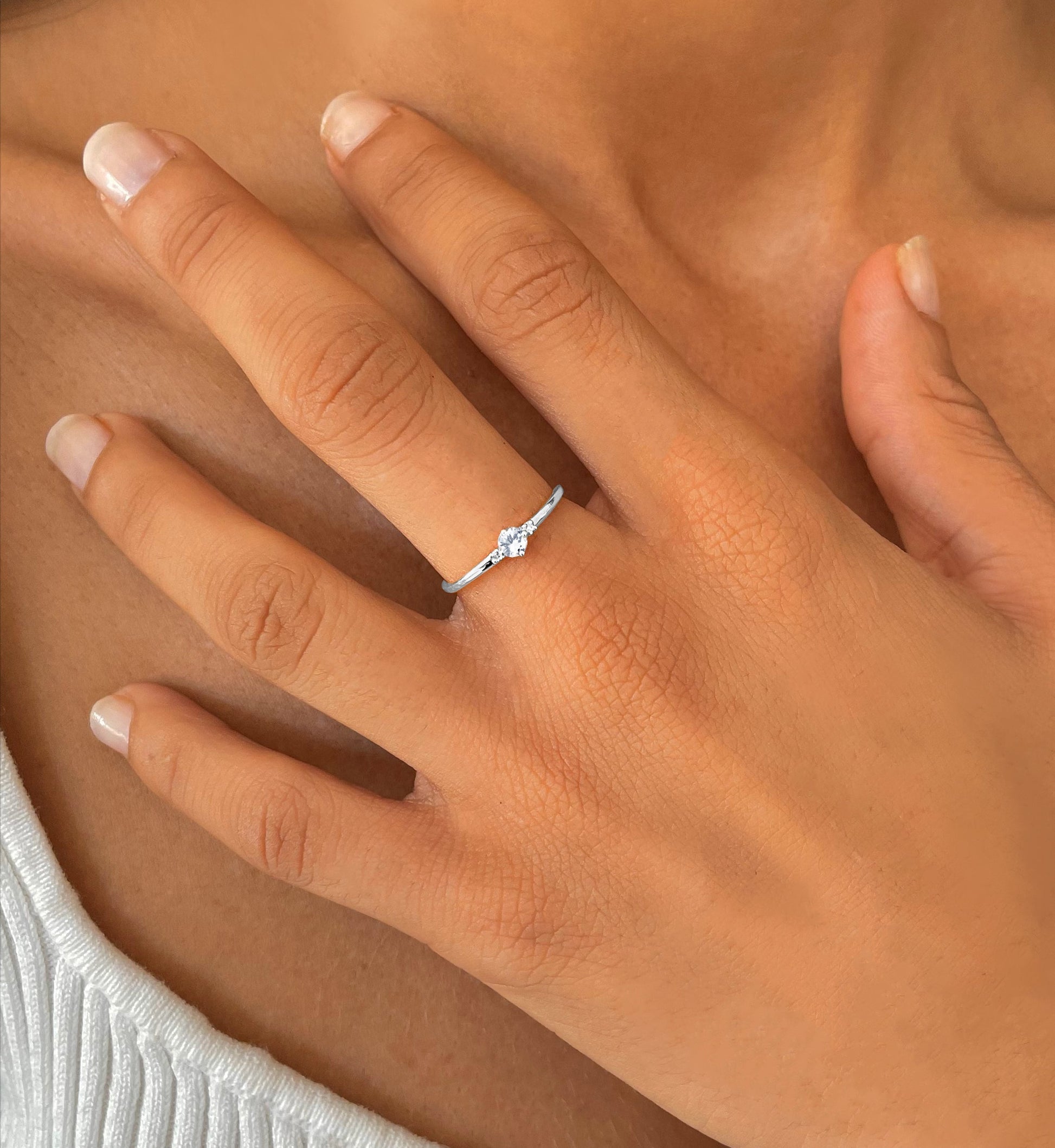 Bague en Or blanc 9k assemblée de Diamant HSI et Topaze blanche - Maison Di Giorgio