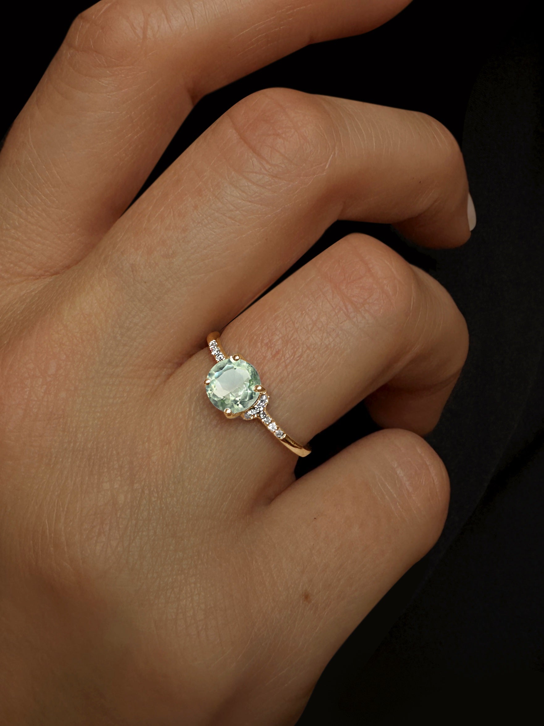 Bague en Or jaune 9k assemblée de Diamant HSI et Améthyste verte - Maison Di Giorgio
