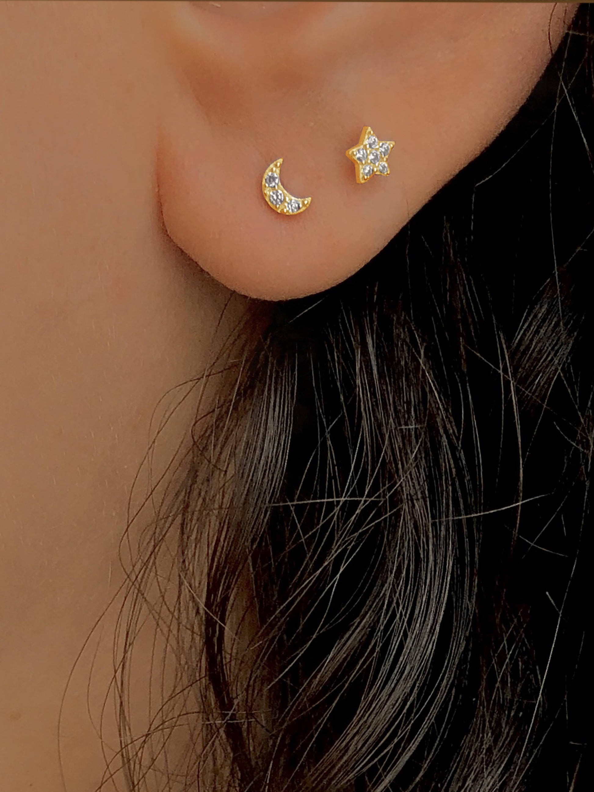 Boucles d'oreilles dorées Or jaune 18k assemblées d'oxyde de zirconium - Maison Di Giorgio