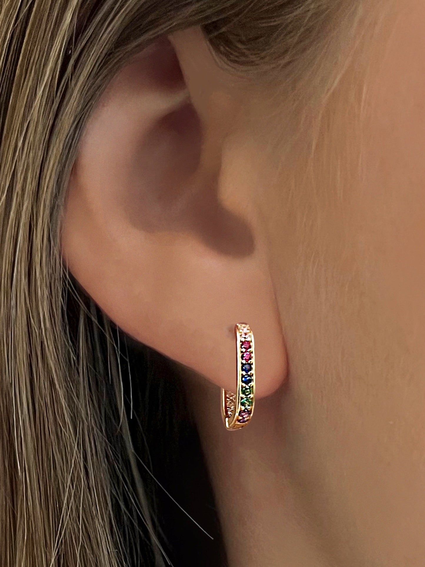 Boucles d'oreilles dorées Or jaune 18k assemblées d'Oxyde de zirconium coloré - Maison Di Giorgio