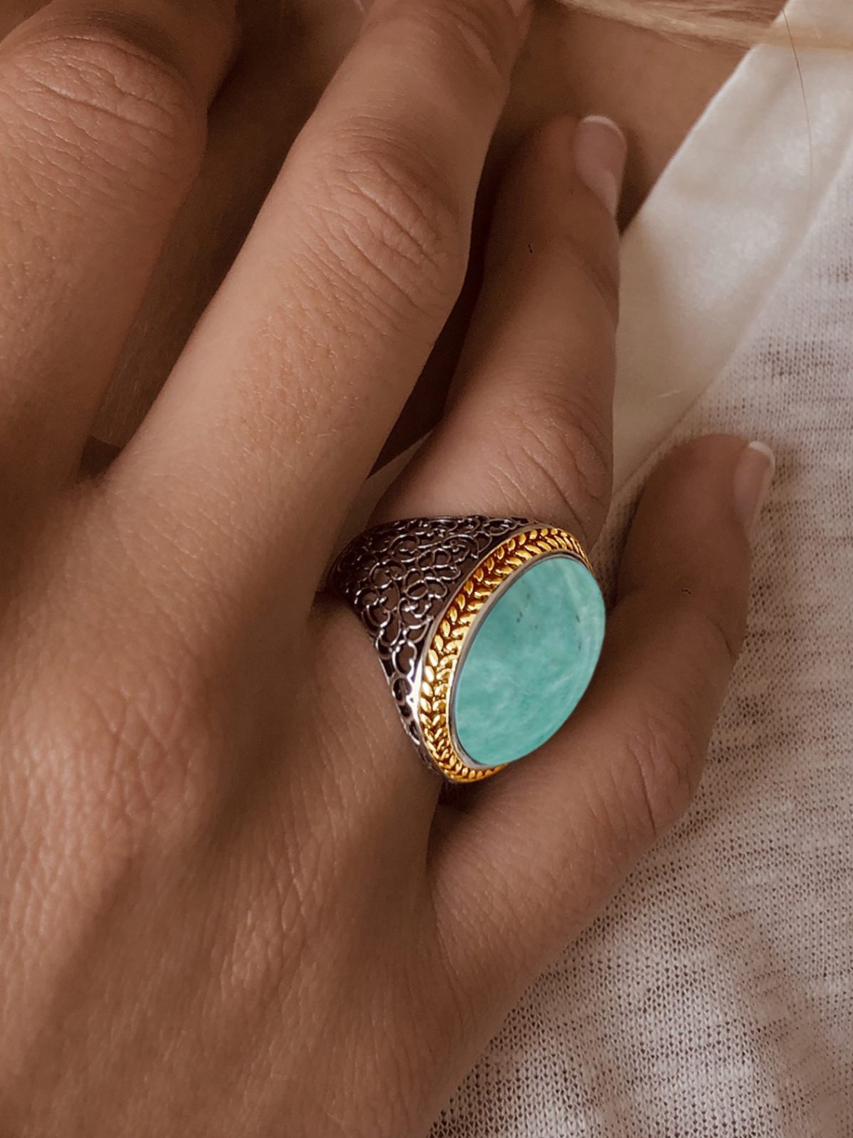 Bague en Argent 925 plaqué Rhodium et Or jaune 18k assemblée d'Amazonite verte - Maison Di Giorgio